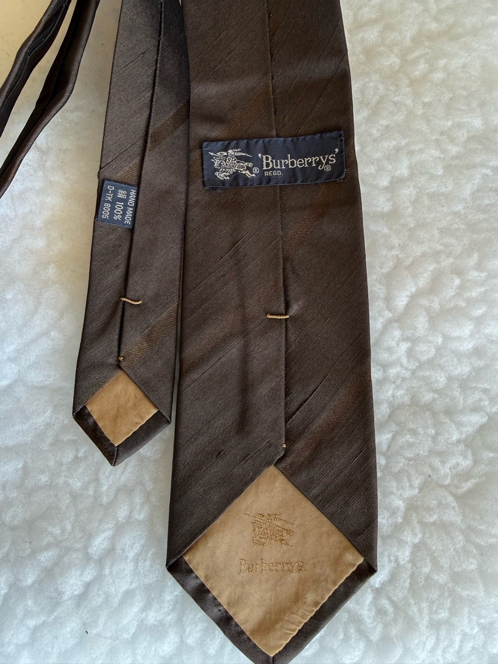 Burberrys Silk Tie - Picture 4 of 5